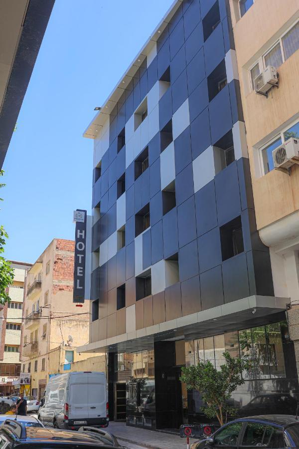 Hotel Des Lilas Уджда Экстерьер фото