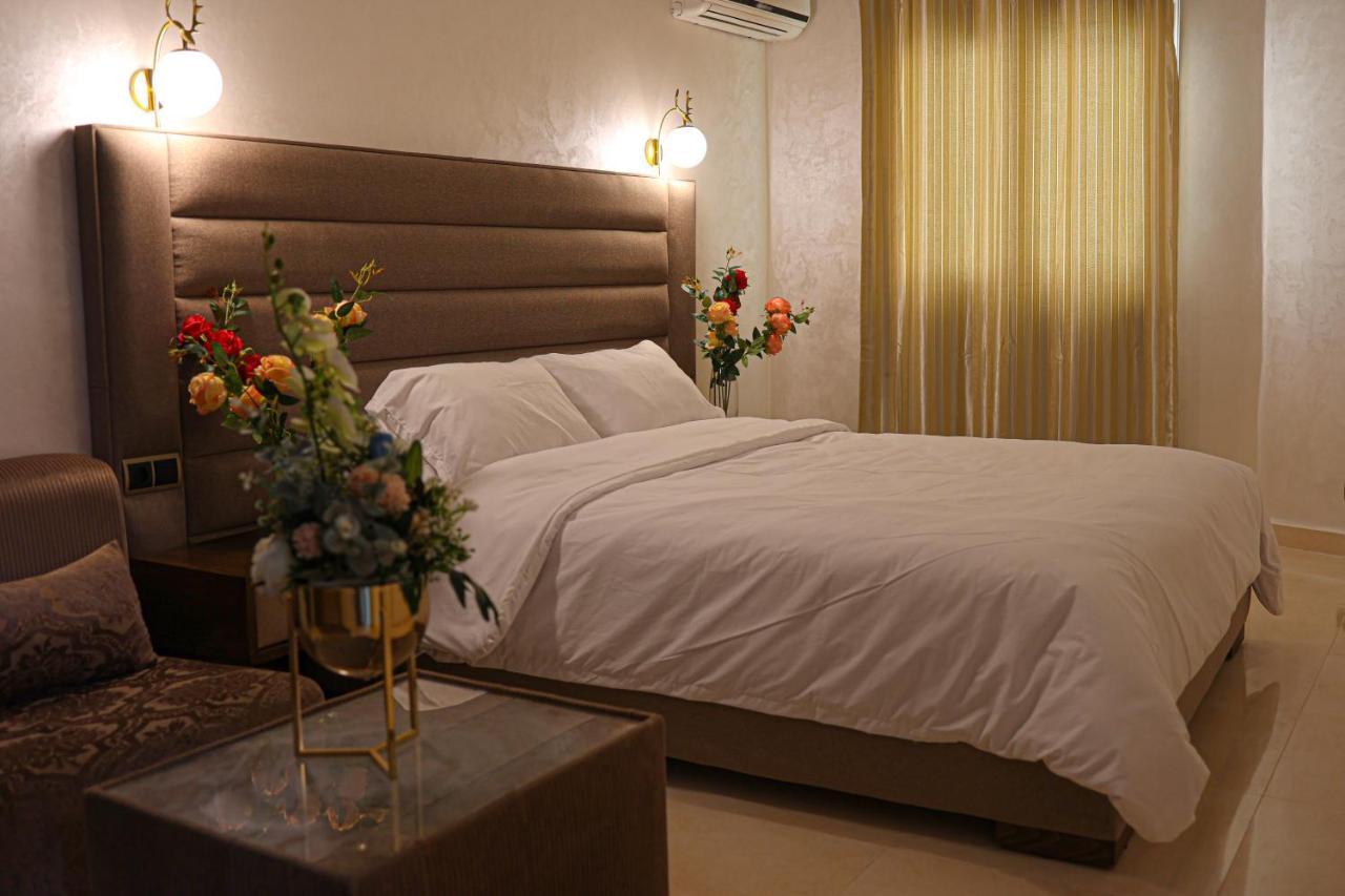Hotel Des Lilas Уджда Экстерьер фото