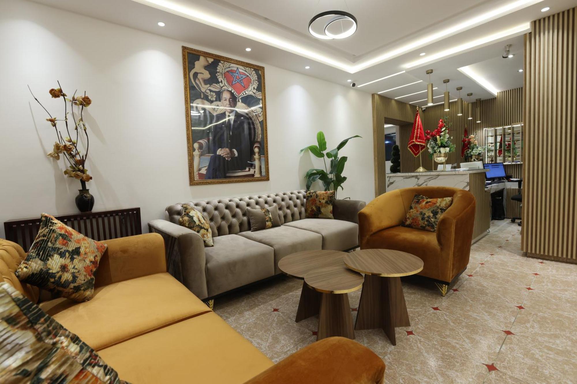 Hotel Des Lilas Уджда Экстерьер фото